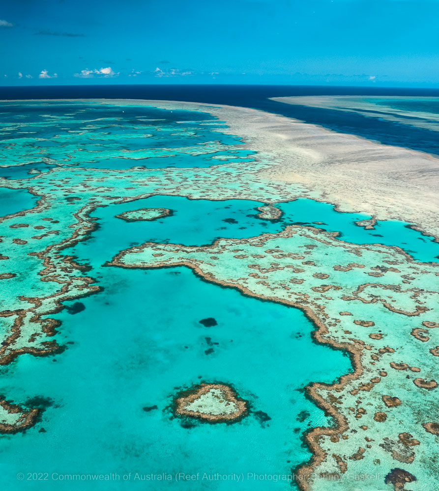 Heart reef found in the Whitsundays - Great Barrier Reef – Australia - © Commonwealth of Australia – (Reef Authority) - Photographer: Johnny Gaskell