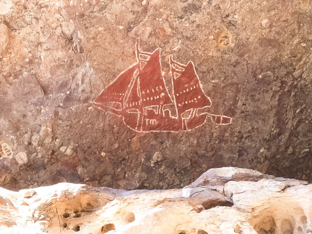 Rock artwork at Stanley Bay