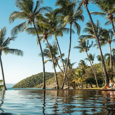 Resort islands are a perfect access point to the Reef